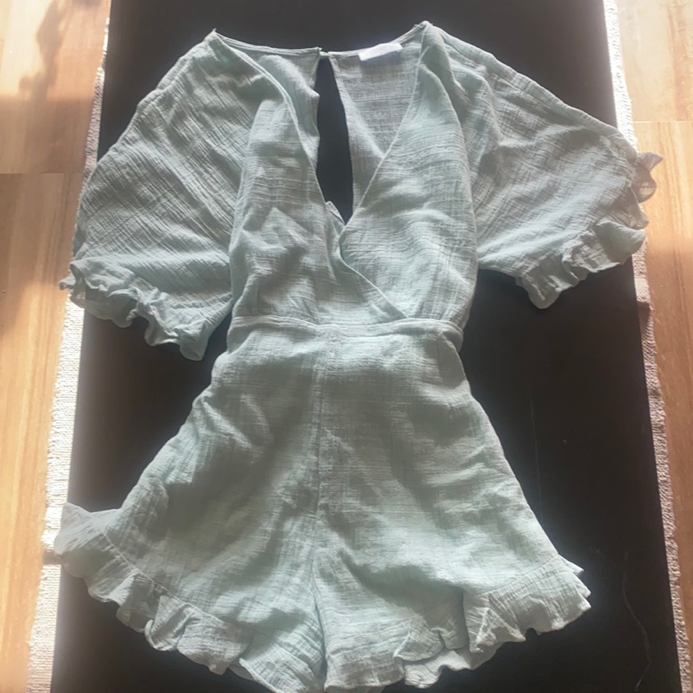 Vestique Romper